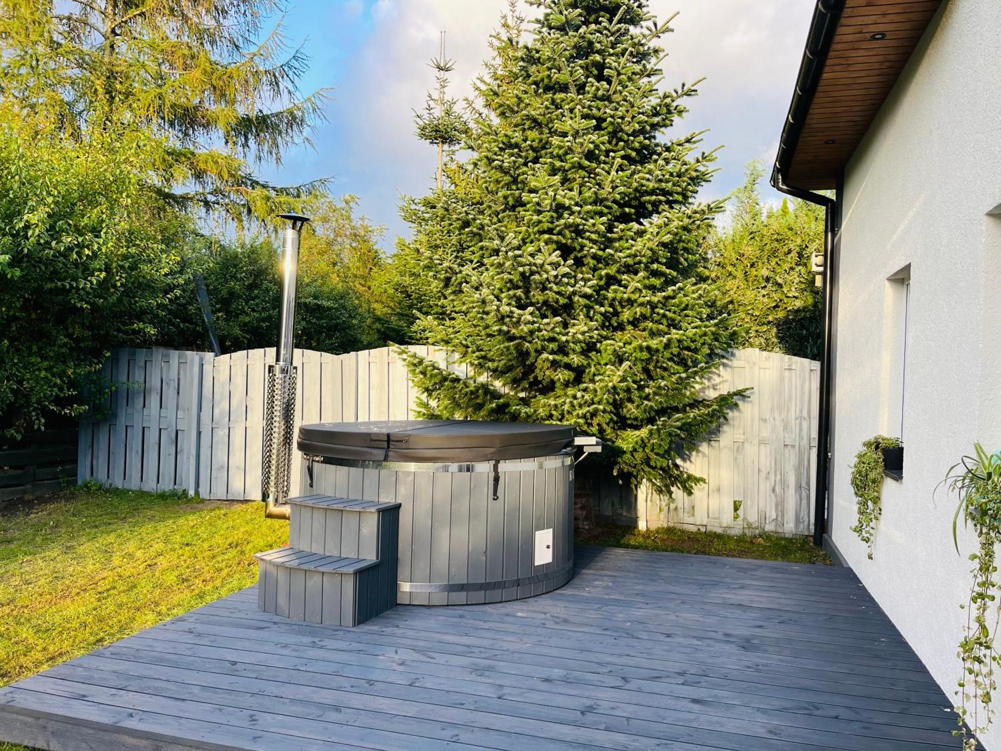 Pogodny Domek Kopalino Z Balia Jackowo Exteriör bild